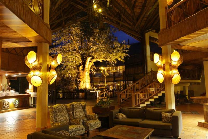 Cresta Mowana Safari Lodge Касане Экстерьер фото