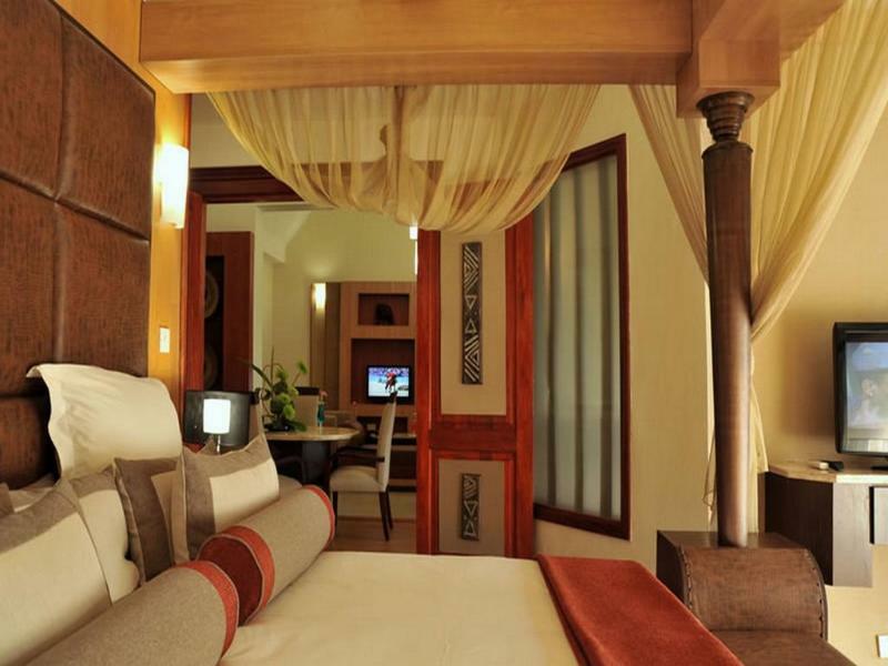 Cresta Mowana Safari Lodge Касане Экстерьер фото