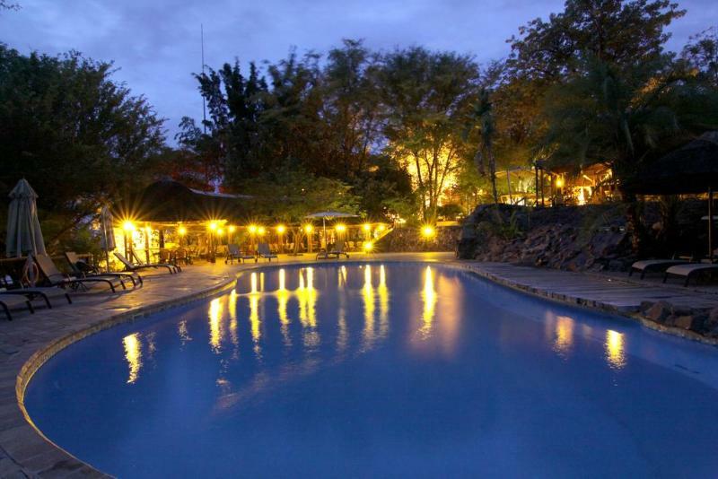 Cresta Mowana Safari Lodge Касане Экстерьер фото